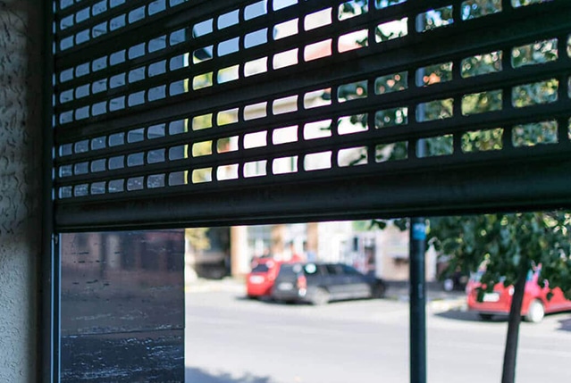 A semi closed roller shutter